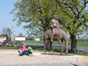 Statua equestre di T.G. Masaryk conservata a Lany